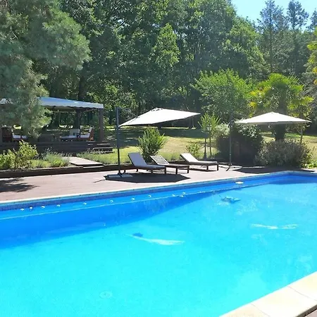 Chateau La Carriere Saint-Cyprien (Dordogne)