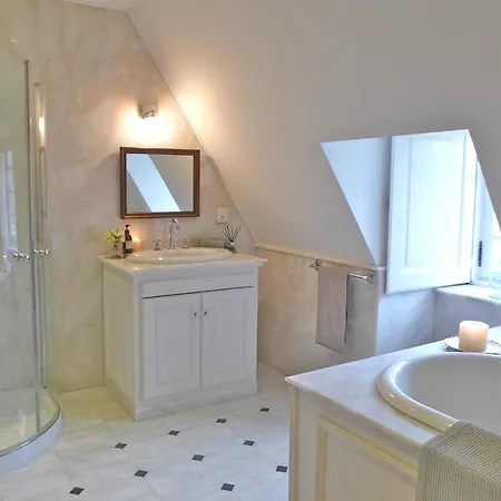 Holiday home Chateau La Carriere