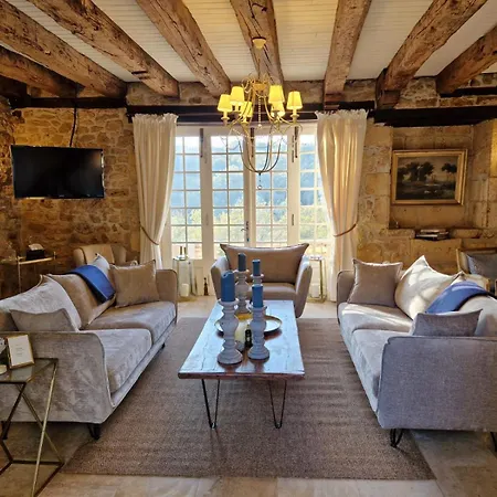 Holiday home Chateau La Carriere Saint-Cyprien (Dordogne)